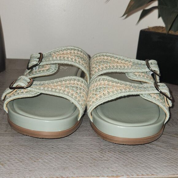 VINCE CAMUTO Kellinar Crochet Buckle  Slides - Picture 7 of 9